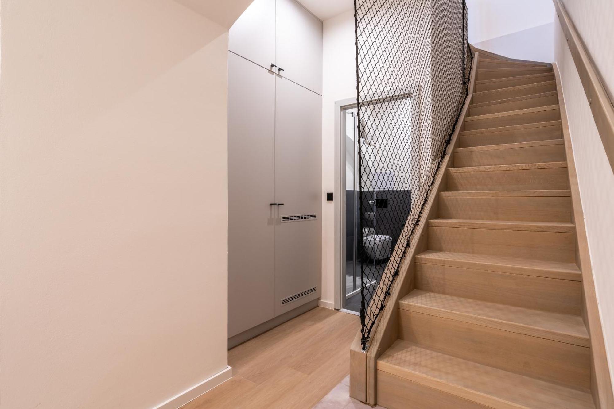 Honest Karlin Aparthotel Prag Rum bild